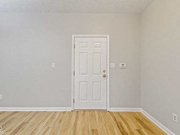 4th image of 7601 Newport Bay Dr Unit 121