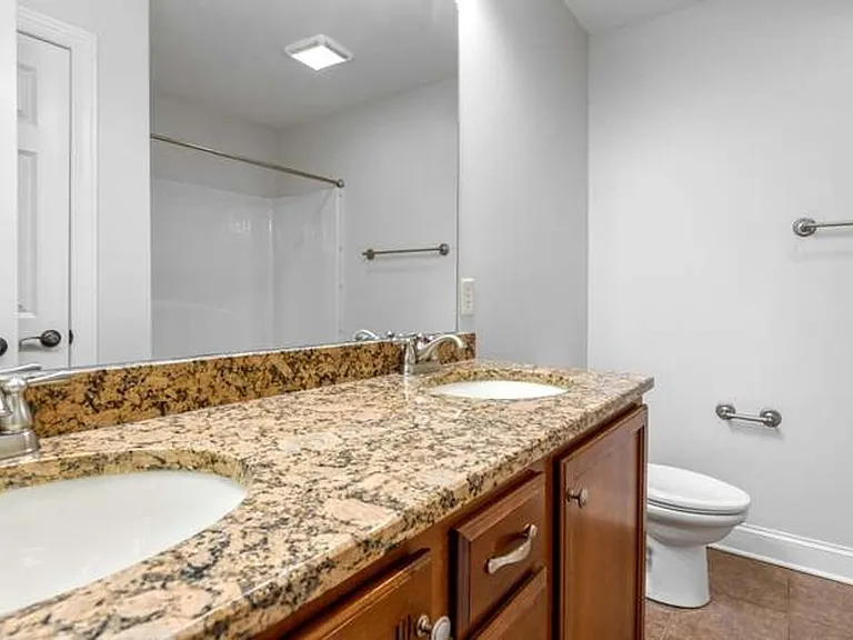 7160 Neville Dr — Photo 13