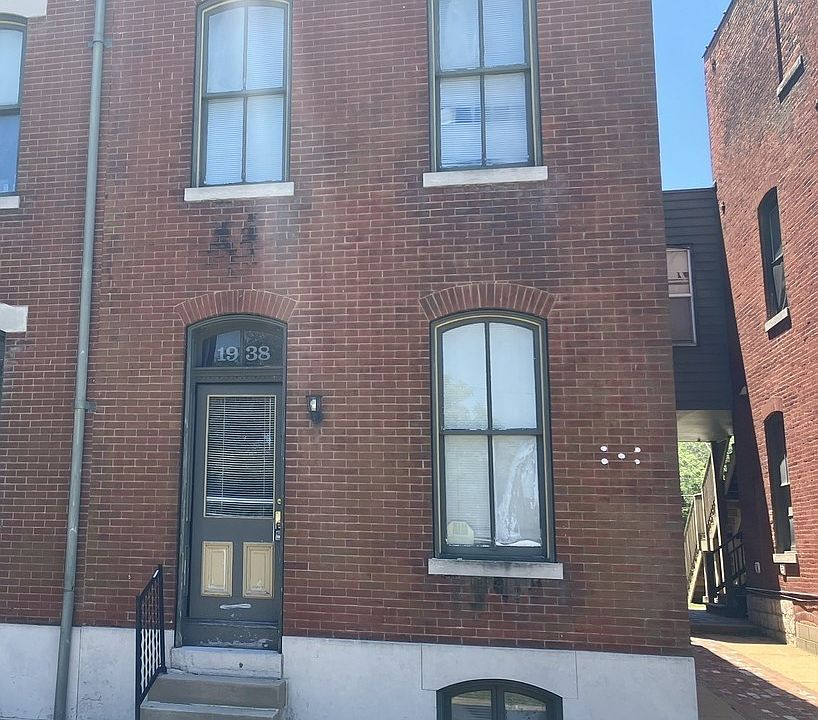 1st image of 1938 Benton St #1938