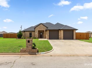 1422 Danberry St, Burkburnett, TX 76354