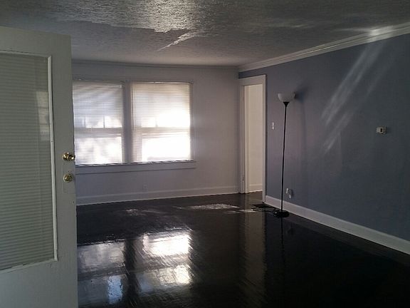 2nd image of 4350 Winthrop Ave