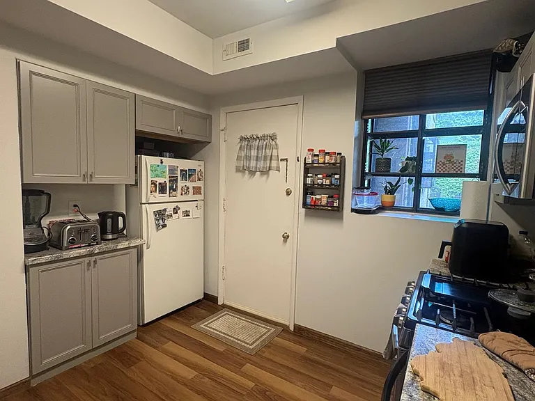 1265 W North Shore Ave #1B — Photo 14
