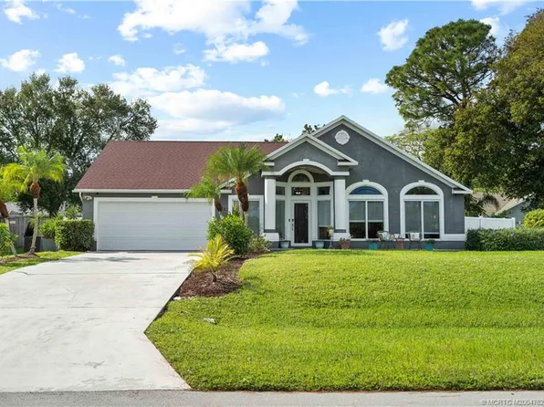 2522 SW Kensington St, Port Saint Lucie, FL 34953