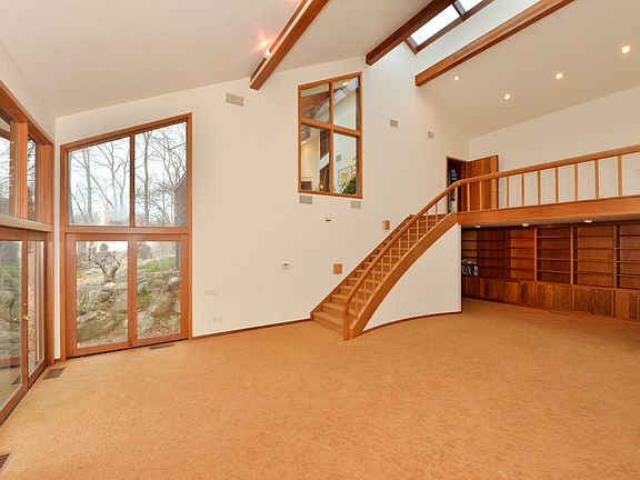 2-Story Living Room