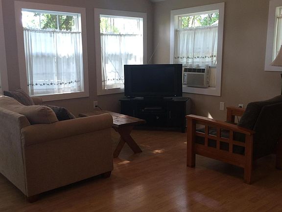 3rd image of 2732 Sandon Cir #9