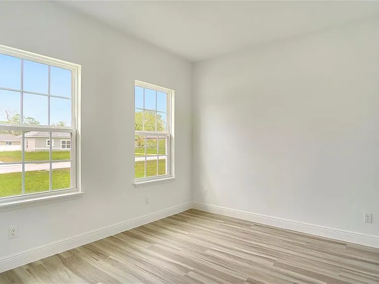 417 Marion Oaks Ln — Photo 20