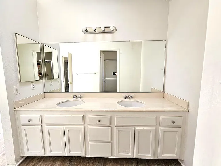 24657 Carolyn Ave — Photo 23