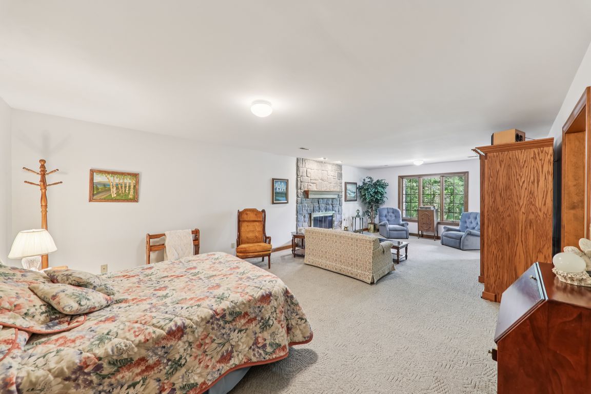 1075 Eureka Rd-1806-061.jpg