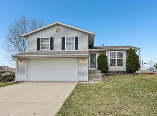 457 Mitchell St, Belleville, WI 53508