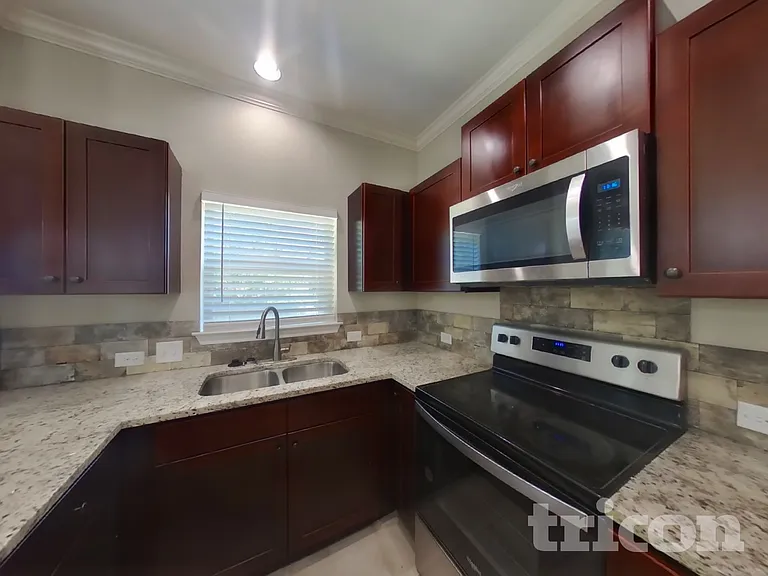 4007 Anton Dr — Photo 5