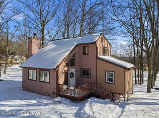 186 Pocono Blvd, Bushkill, PA 18324