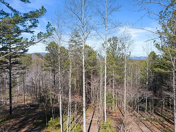 5th image of 3382 Lickskillet Rd