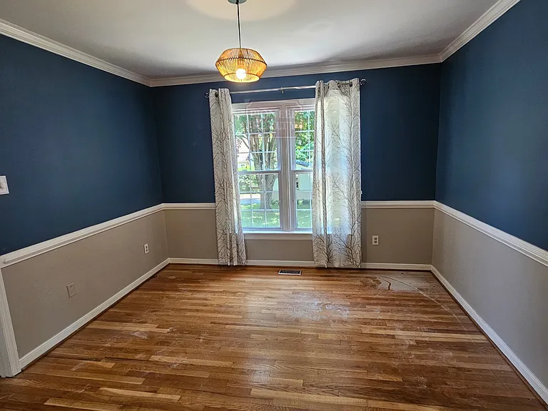 5305 Hill Dr — Photo 15