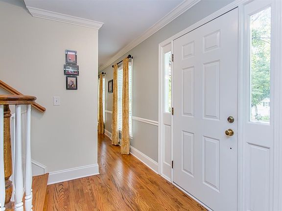 3rd image of 10 Terra Ct