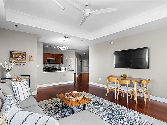 5th image of 325 E Paces Ferry Rd NE APT 1711