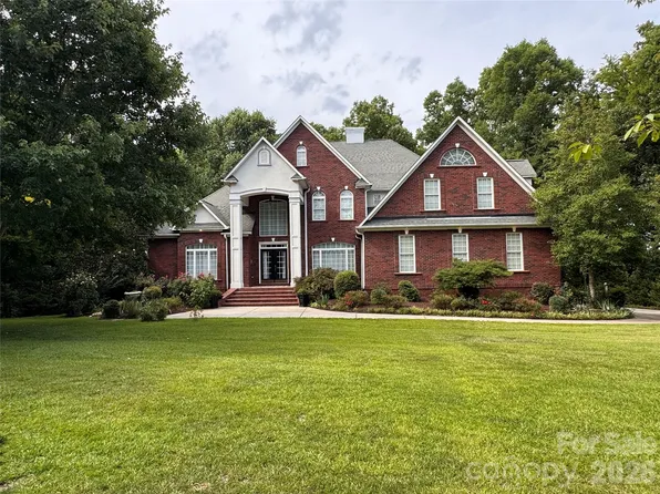 1220 Grun Augen Dr, Richburg, SC 29729