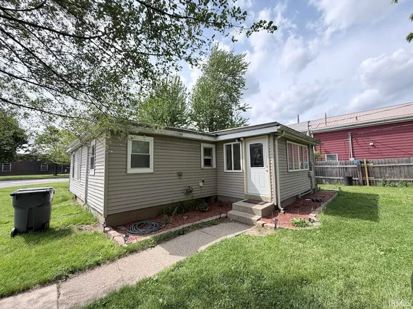 1422 S 10th St, Goshen, IN 46526