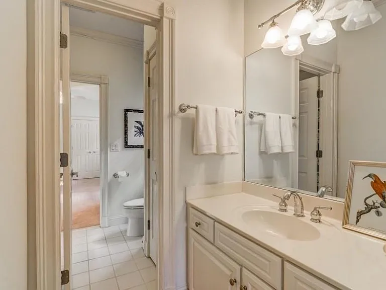 704 Longleaf Dr NE — Photo 24
