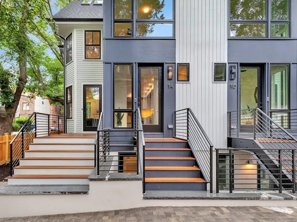14 Regent St, Cambridge, MA 02140