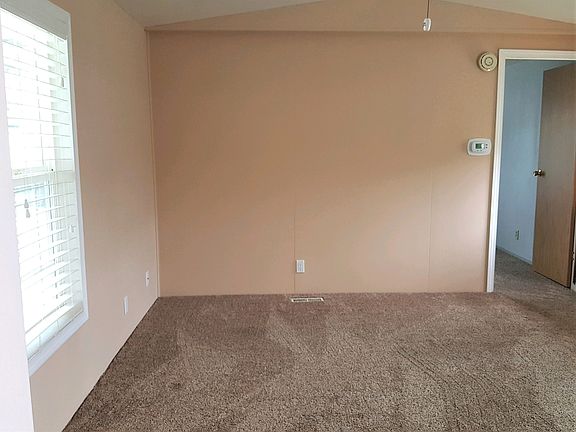 2nd image of 10550 SE 70th Ave Lot 8