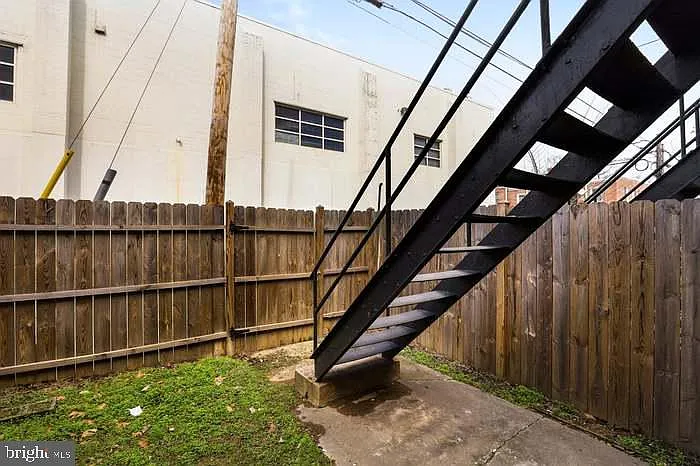 1720 H St NE #B — Photo 29