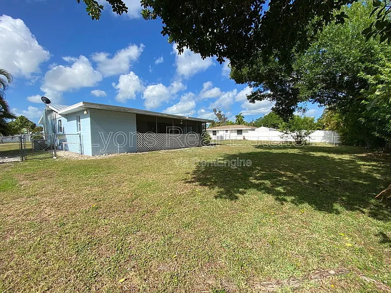 11310 Linda Loma Dr — Photo 20
