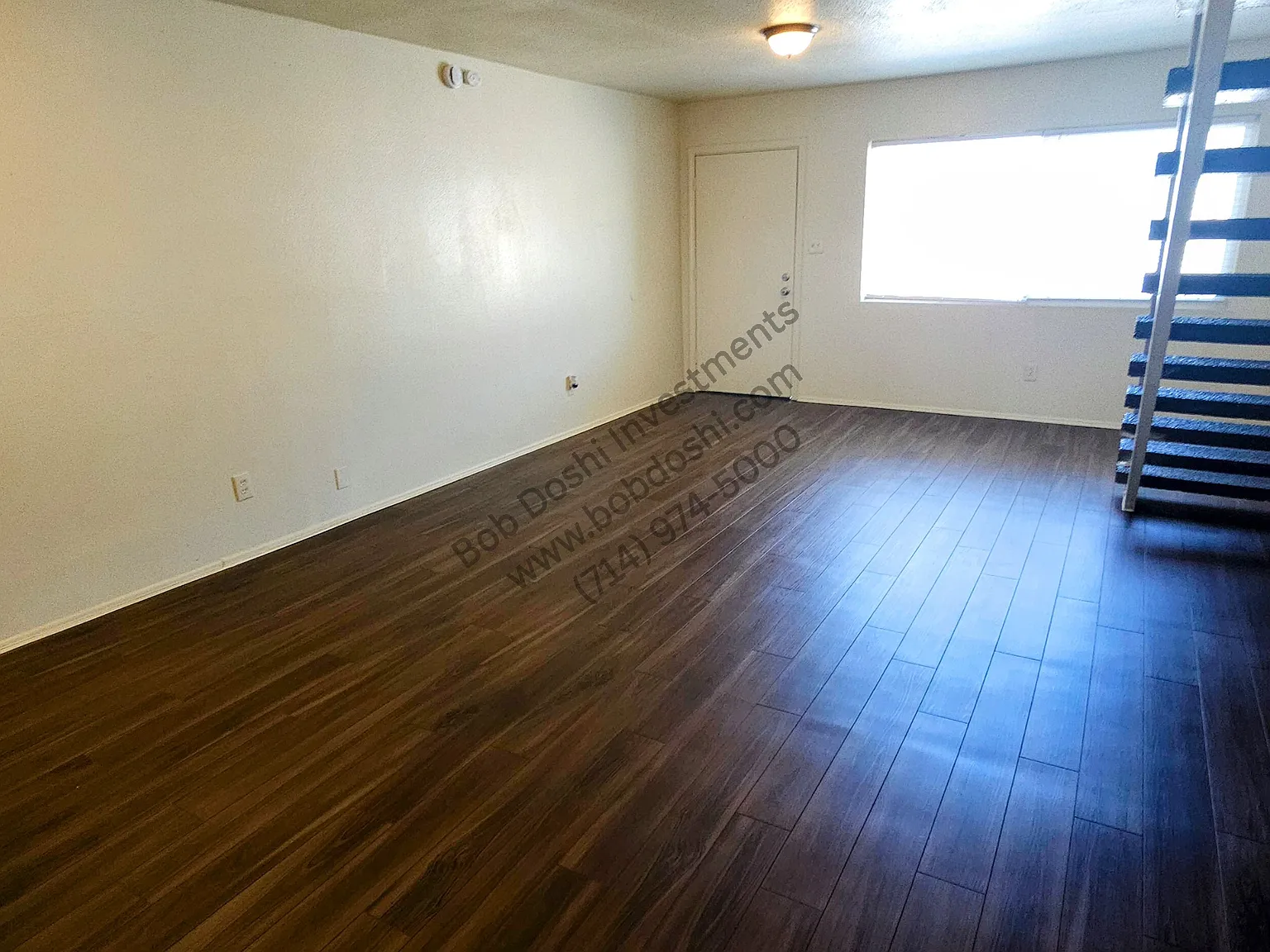 2 bed, 1.5 bath, 930 sqft, $1,795 — Photo 3