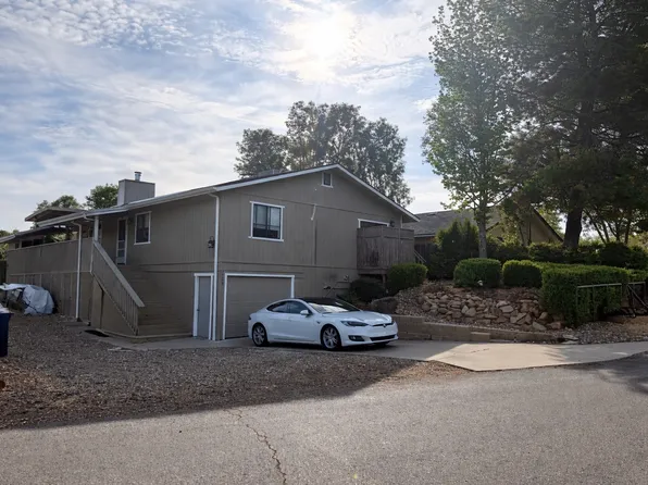 2334 Blue Heron Ln, Paso Robles, CA 93446