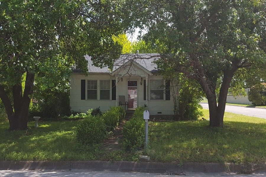 1st image of 7729 Longfield Dr
