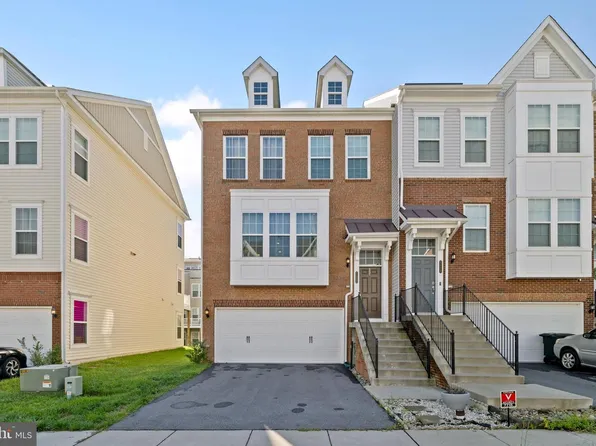 7715 Cresap Ln, Hanover, MD 21076