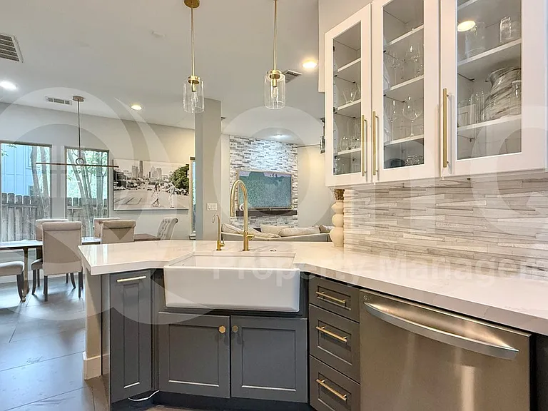 2502 Kinney Rd #A — Photo 19