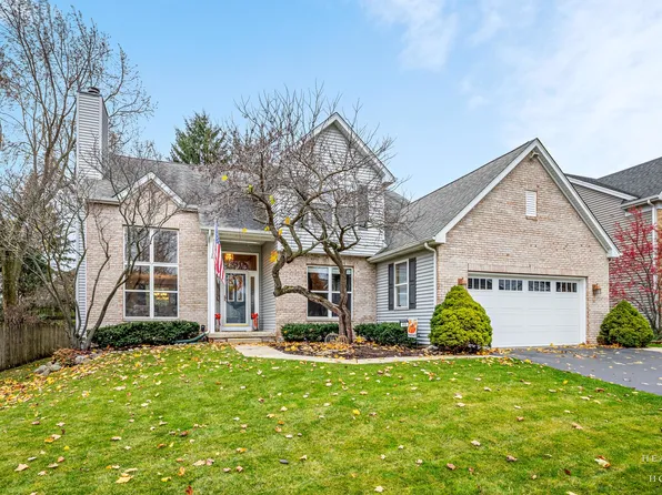 955 Milford St, Cary, IL 60013