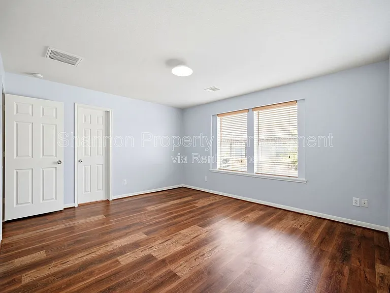 8010 Singing Sonnet Ln — Photo 18