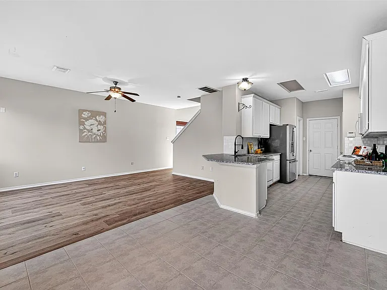 16855 Carrollton Creek Ln — Photo 6