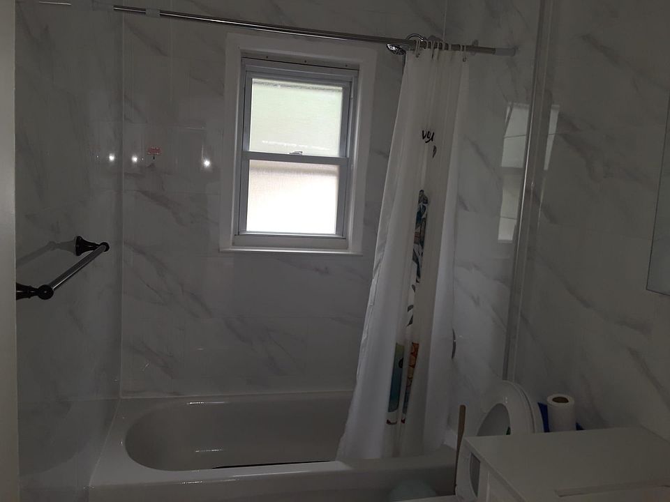 2nd image of 9116 Sutter Ave #2
