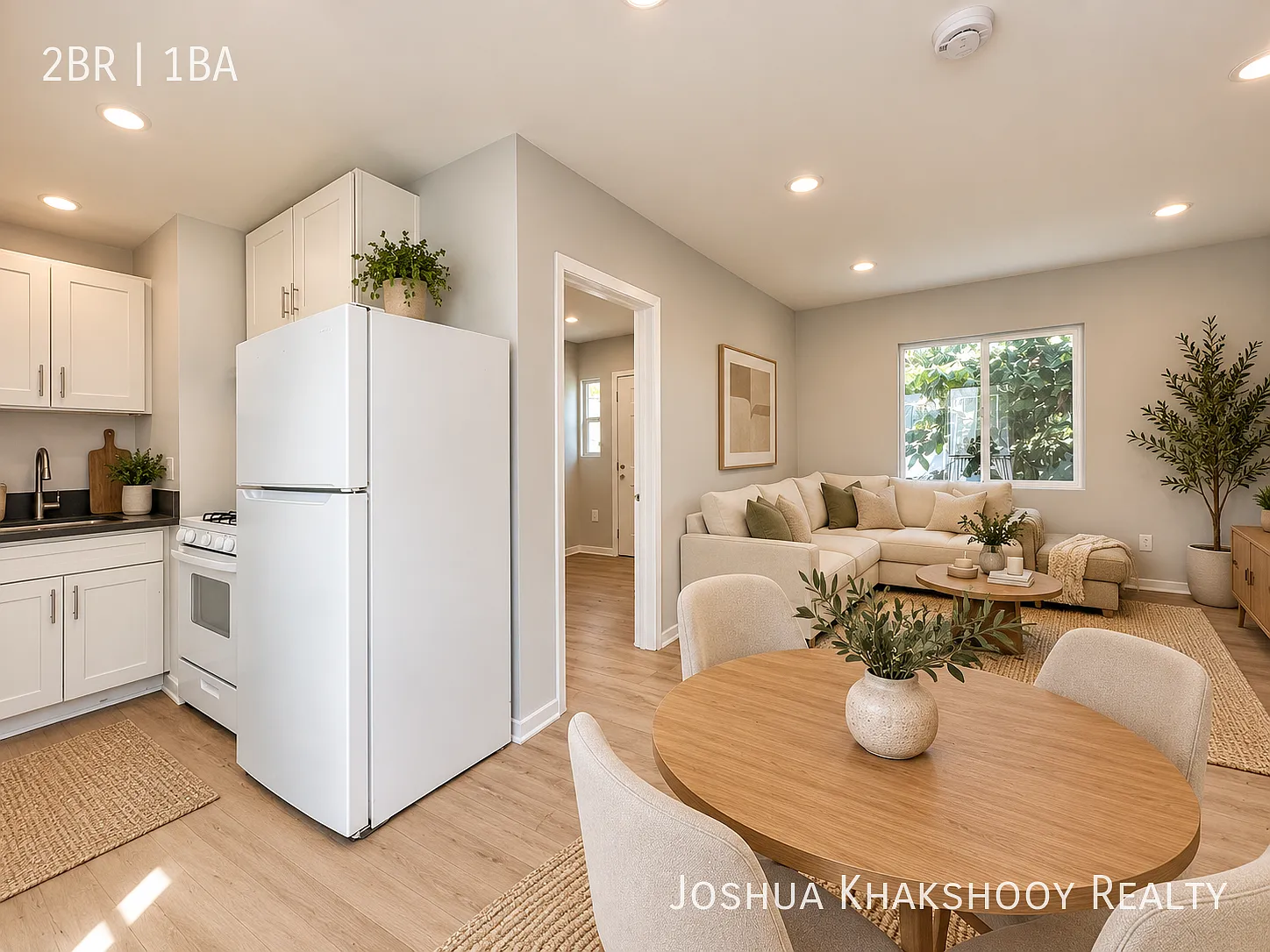 2035 1/2 W Martin Luther King Jr Blvd Los Angeles, CA 90062 — Photo 1
