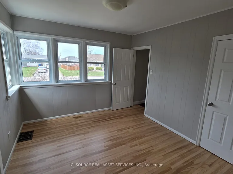 30 Sunnycrest Dr — Photo 12
