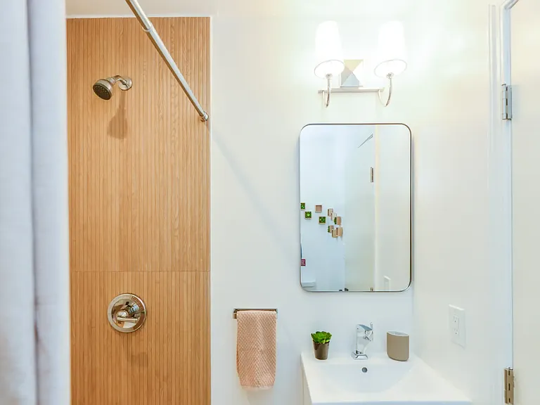 5608 Fernwood Ave #B3 — Photo 7
