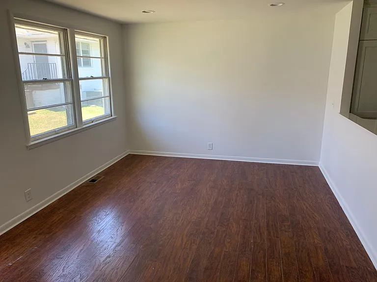 3635 Redmon St #B — Photo 9