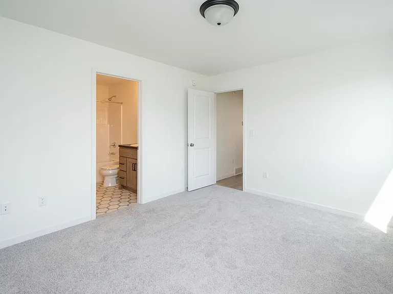 6035 8th St W — Photo 19