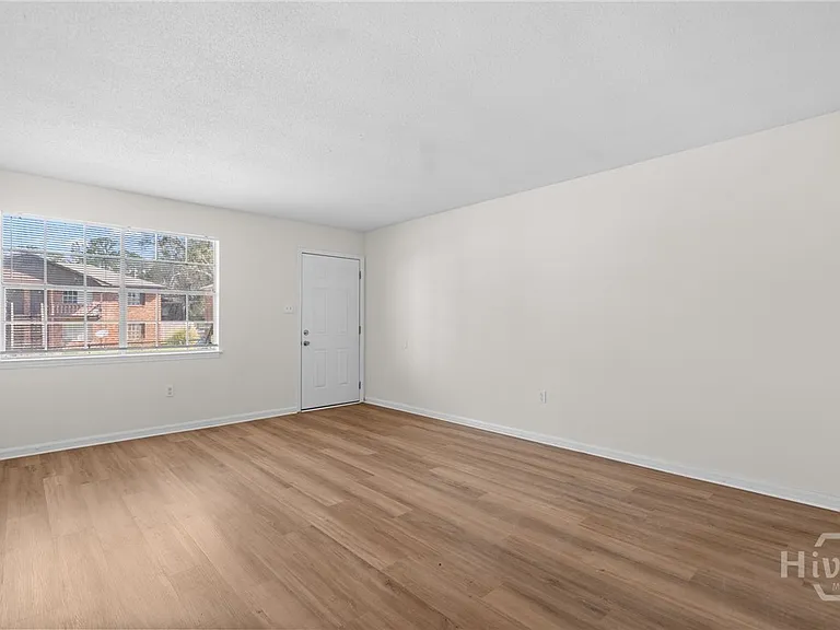 2511 Oak Forest Dr #A — Photo 3