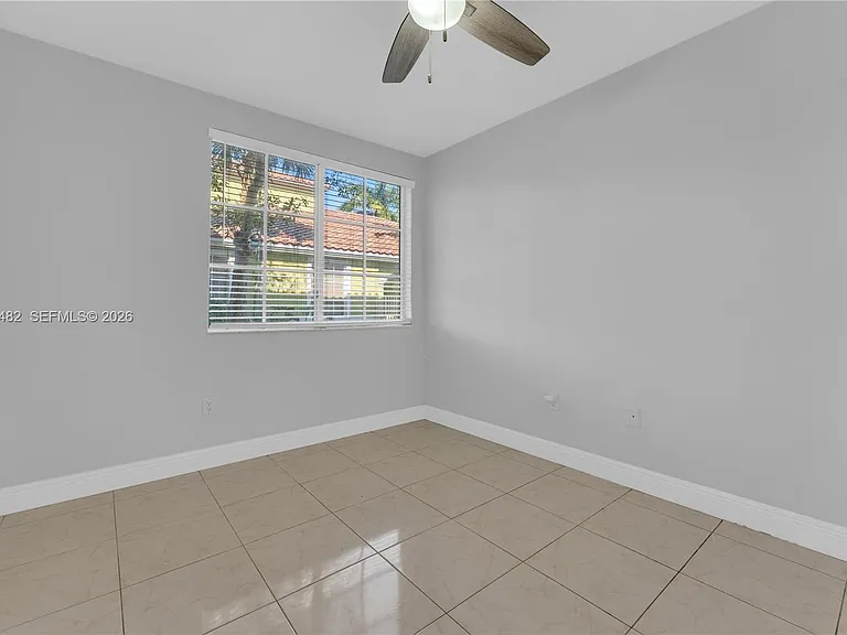 2400 E Preserve Way #101 — Photo 14