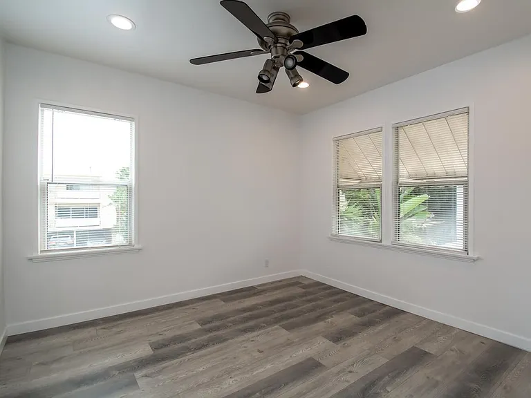 3683 Empire Dr — Photo 16