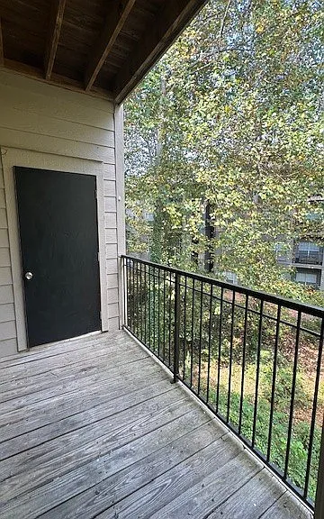 Wesley St. James Apartments at Sandy Springs — Photo 166