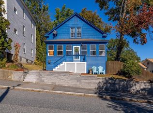 47 Dartmouth St, Worcester, MA 01604