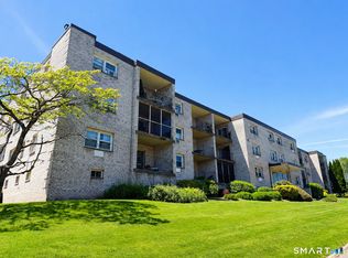 Oyster Bay, Milford, CT 06460