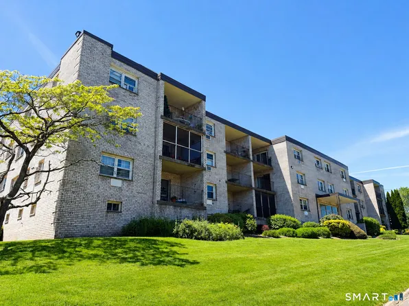 308 Meadowside Road #306, Milford, CT 06460