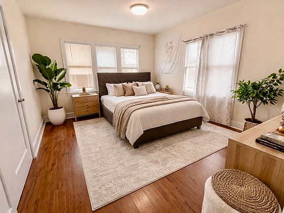 5th image of 908 9th Ave #2