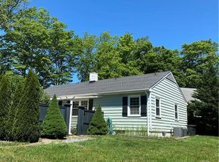 360 Pansy Rd, Fairfield, CT 06824