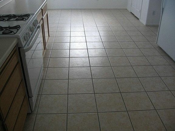 2nd image of 2604 W El Campo Grande Ave